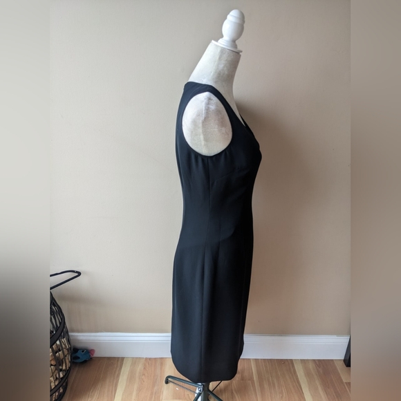 Tahari Black V Neck Back Slit Professional Dress - Picture 2 of 5